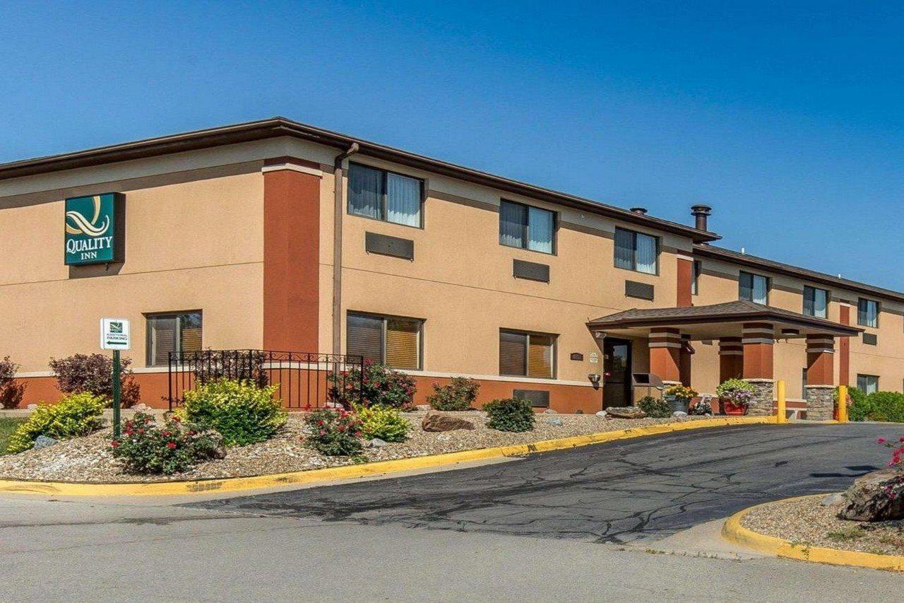 Quality Inn At Collins Road - Cedar Rapids Zewnętrze zdjęcie