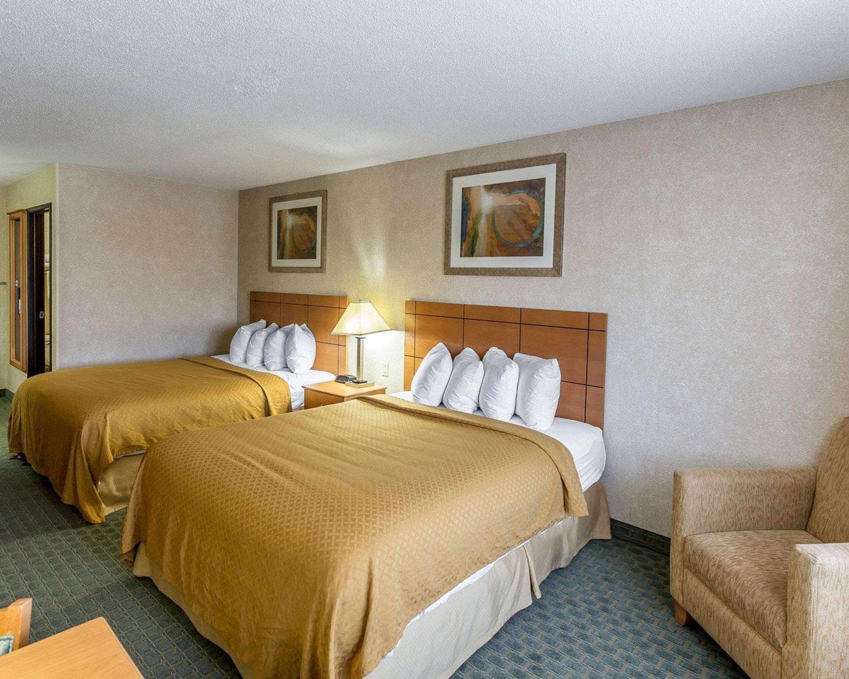 Quality Inn At Collins Road - Cedar Rapids Zewnętrze zdjęcie