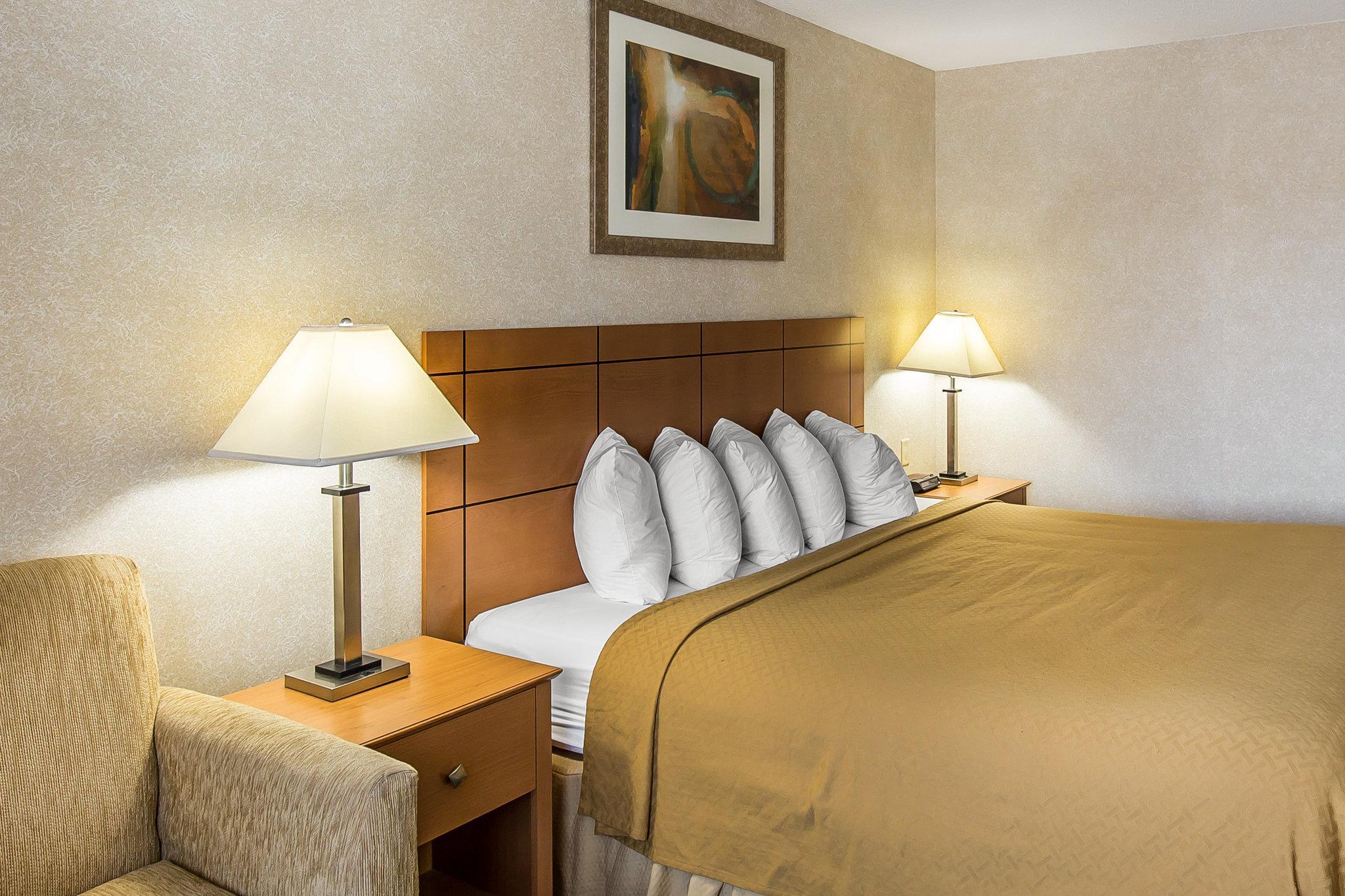 Quality Inn At Collins Road - Cedar Rapids Zewnętrze zdjęcie