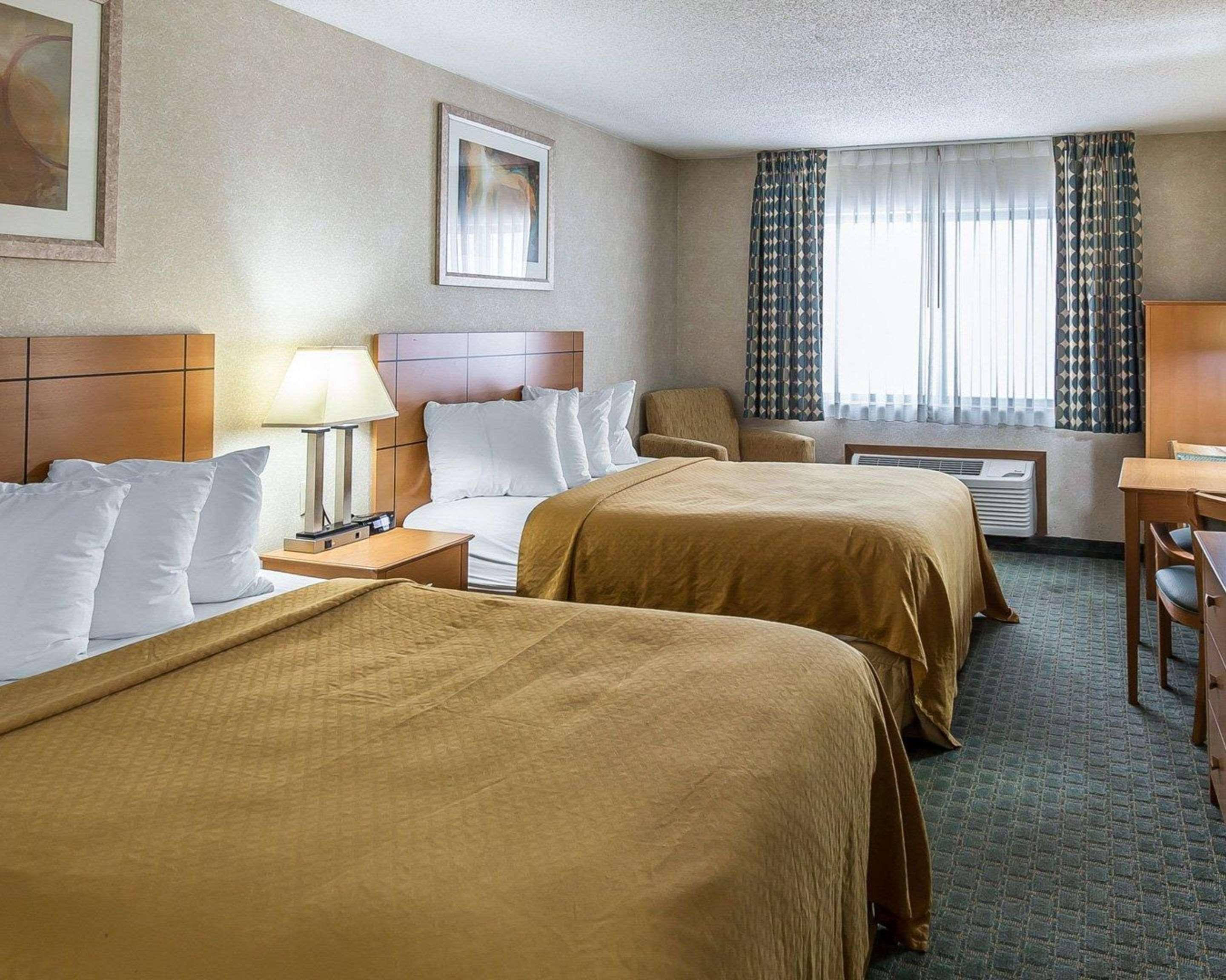 Quality Inn At Collins Road - Cedar Rapids Zewnętrze zdjęcie