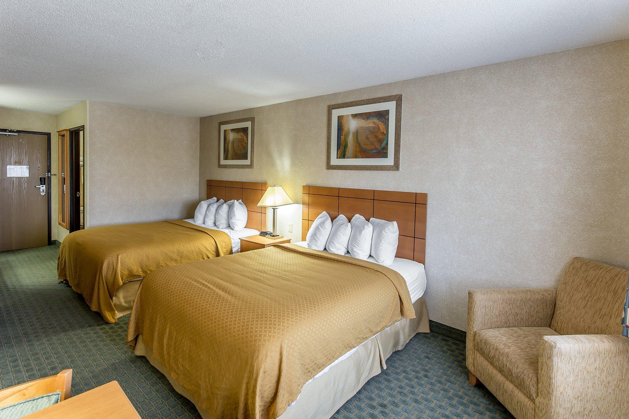 Quality Inn At Collins Road - Cedar Rapids Zewnętrze zdjęcie