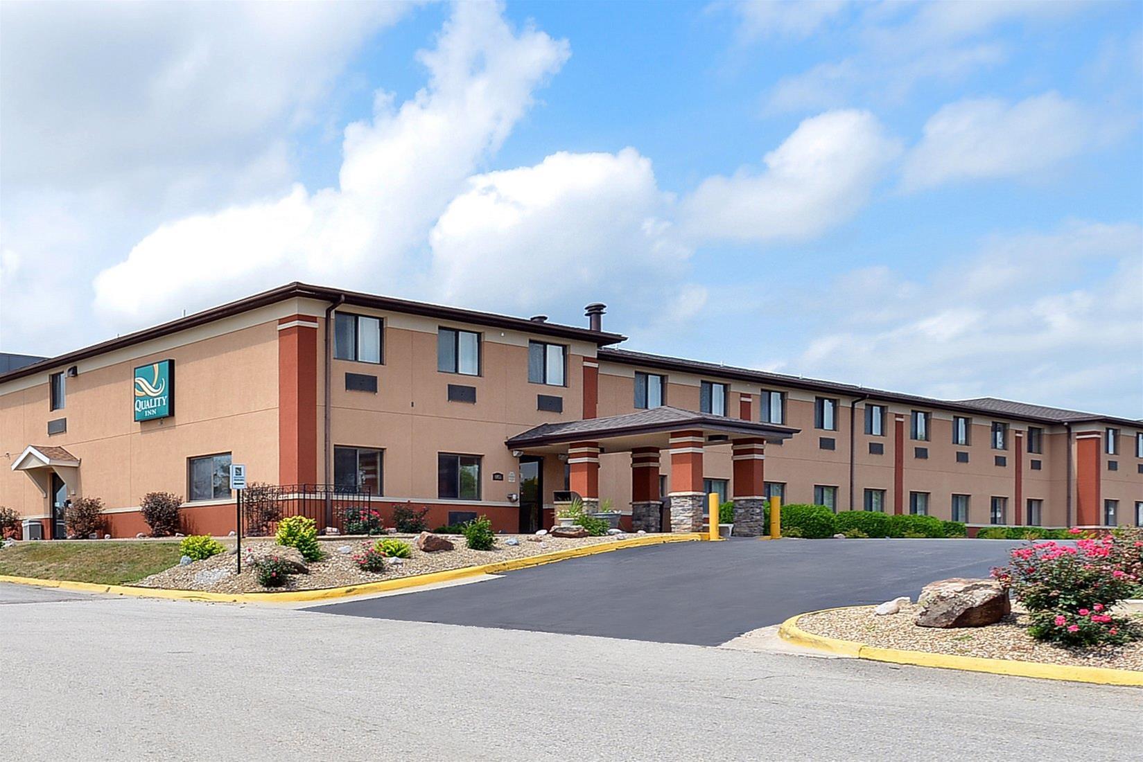 Quality Inn At Collins Road - Cedar Rapids Zewnętrze zdjęcie